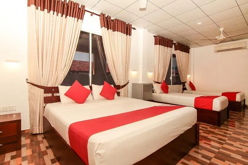 Oyo 116 Sahasra Otel Negombo