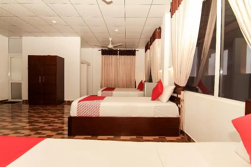 Oyo 116 Sahasra Otel Negombo