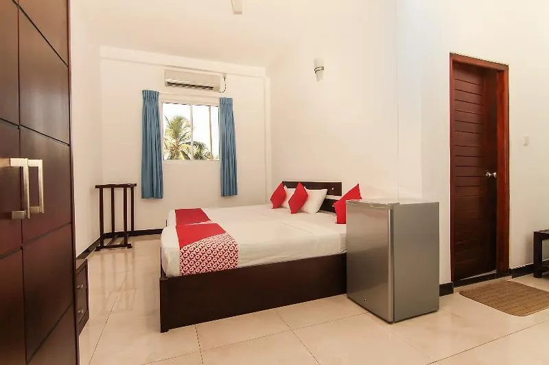 Oyo 116 Sahasra Hotel Negombo